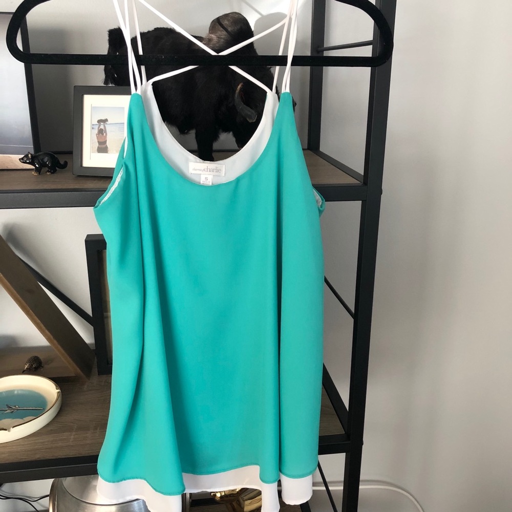 Charming Charlies 2 Tone Flowy Tank